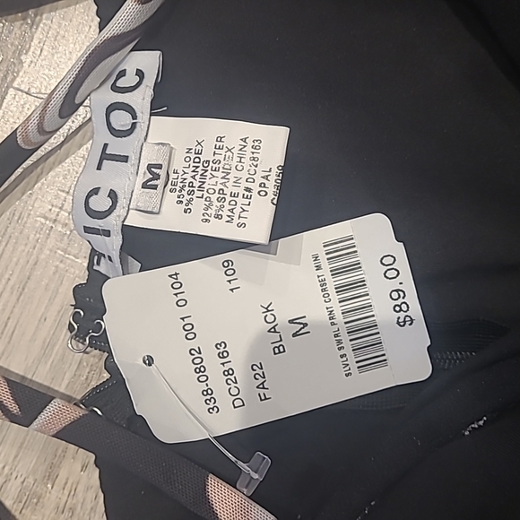 Mesh corset dress - Picture 5 of 7